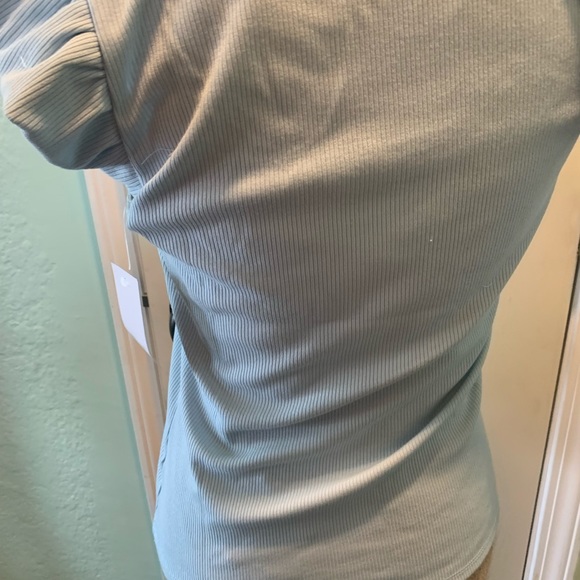 Flutter sleeve ribbed knit tee - Picture 3 of 6